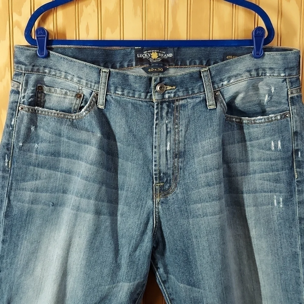 Lucky brand 455 distressed jeans